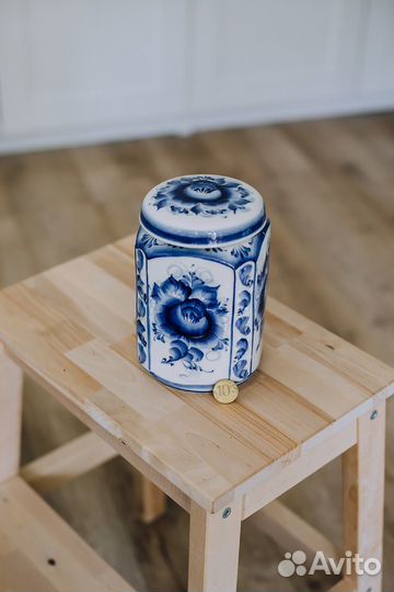 Банка для хранения Гжель