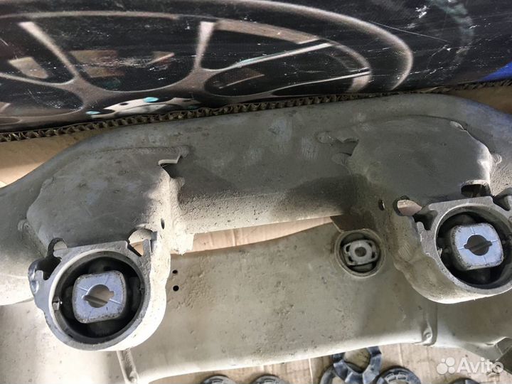 Подрамник задний в сборе BMW 5 E60