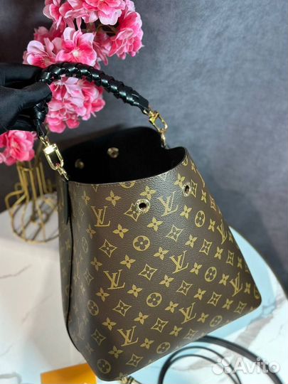 Louis Vuitton NeoNoe