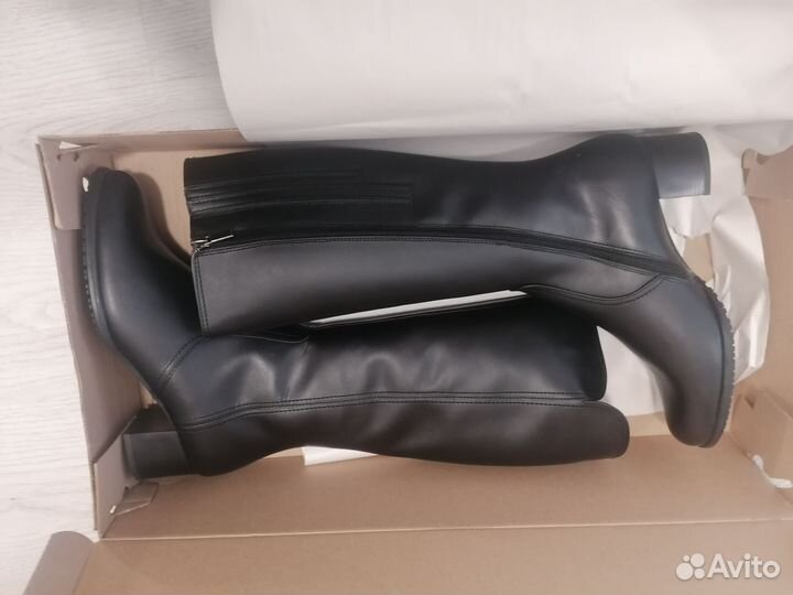 Форма и обувь полиции и юстиции