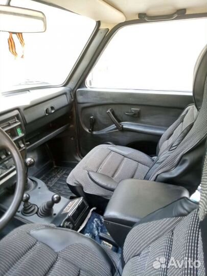 LADA 4x4 (Нива) 1.8 МТ, 2006, 102 000 км