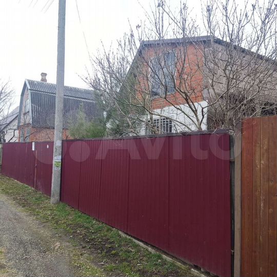 Дом 35 м² на участке 4 сот.