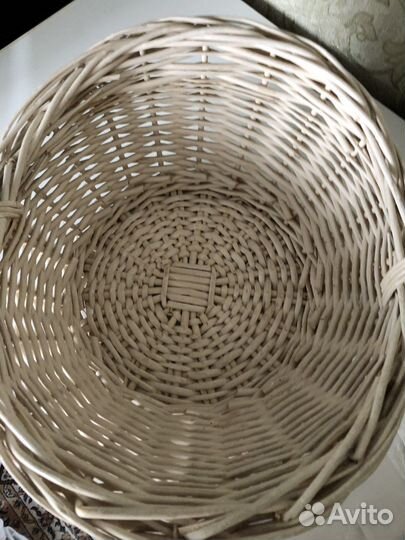 Корзина плетеная