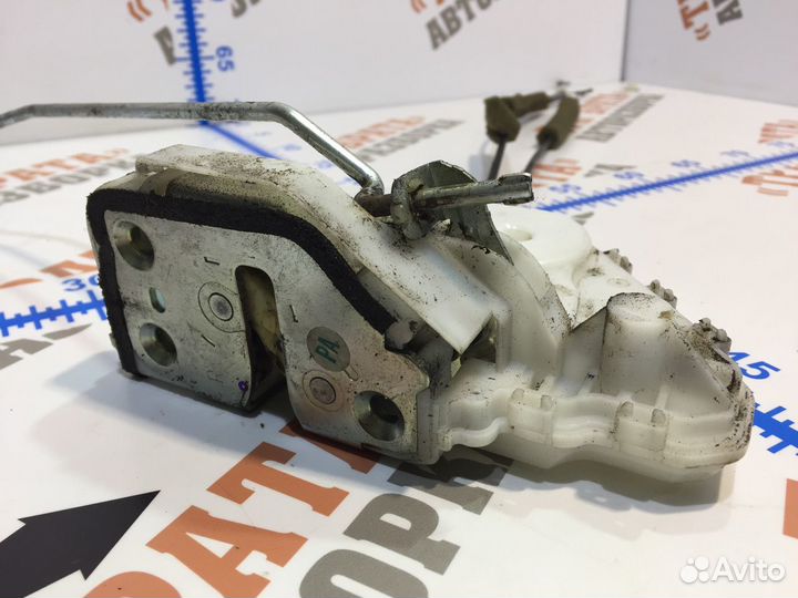 Замок передней двери Прав. Хонда Цивик 2008г 1.3л