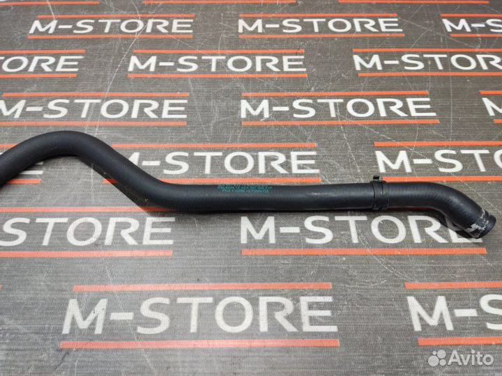 Патрубок системы охлаждения Mercedes-Benz S-Class