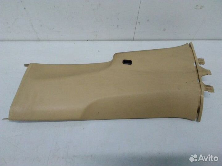 Обшивка стойки нижняя левая Volkswagen Passat B6