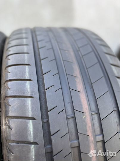 Bridgestone Alenza 001 275/35 R21