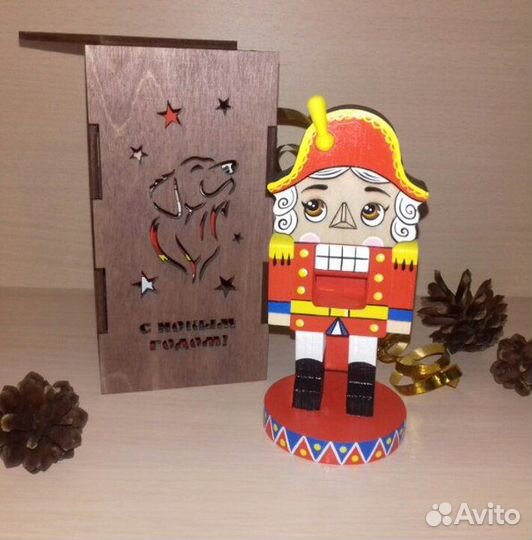 Щелкунчик с подвижным механизмом