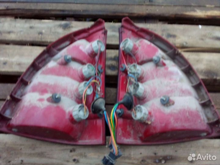 Фонарь задний левый правый Калина универсал