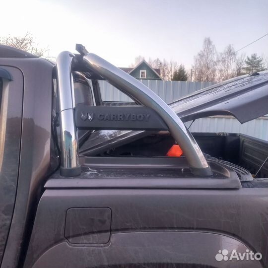 Крышка багажника фольксваген амарок