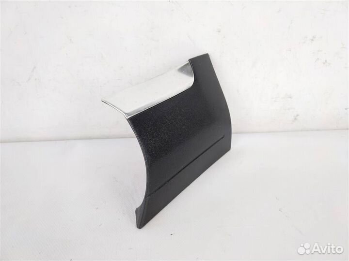 Молдинг переднего правого крыла фольксваген туаре