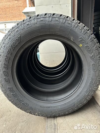 Toyo Open Country A/T Plus 225/65 R17 102H