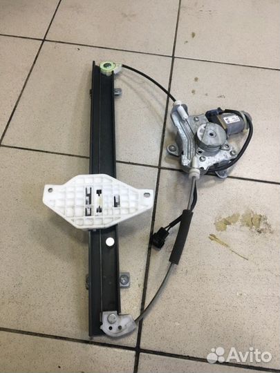 Стеклоподъемник задний правый Chevrolet Epica