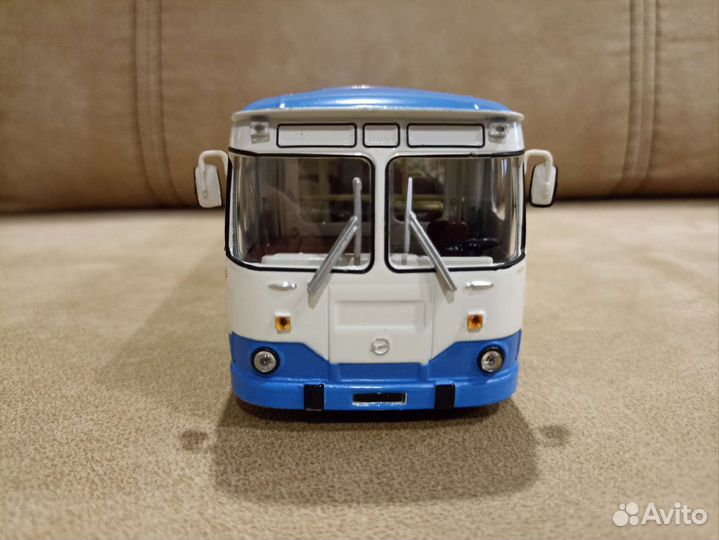 Лиаз - 677М городской