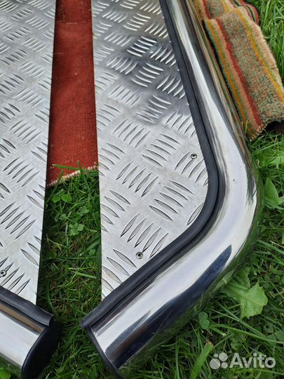 Продаю пороги подножки для киа спортаж 3