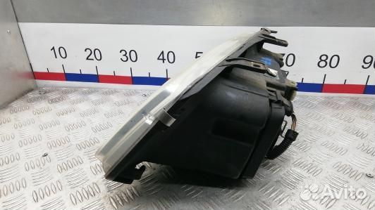 Фара правая volkswagen bora 1 (UBE07MU01)