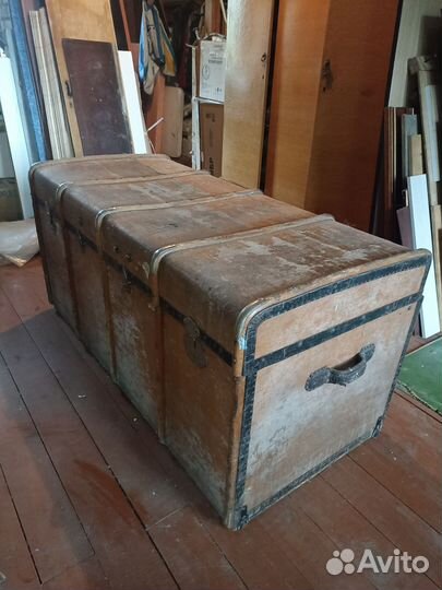 Сундук старинный большой