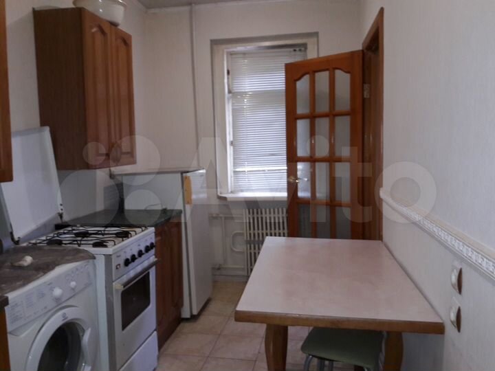 2-к. квартира, 49 м², 1/9 эт.