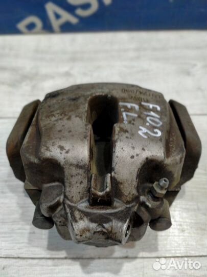 Суппорт передний левый Bmw 523I F10 N20B20B