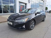 Hyundai Elantra 2.0 AT, 2018, 57 757 км, с пробегом, цена 1 660 000 руб.