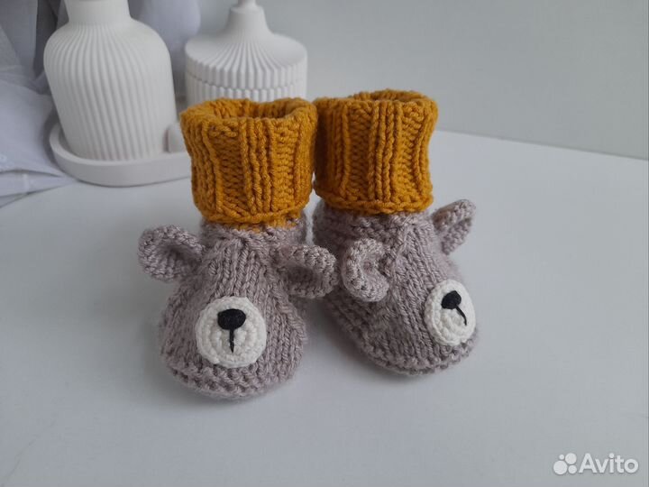 Игрушка вязанный Мишка, погремушка, пинетки