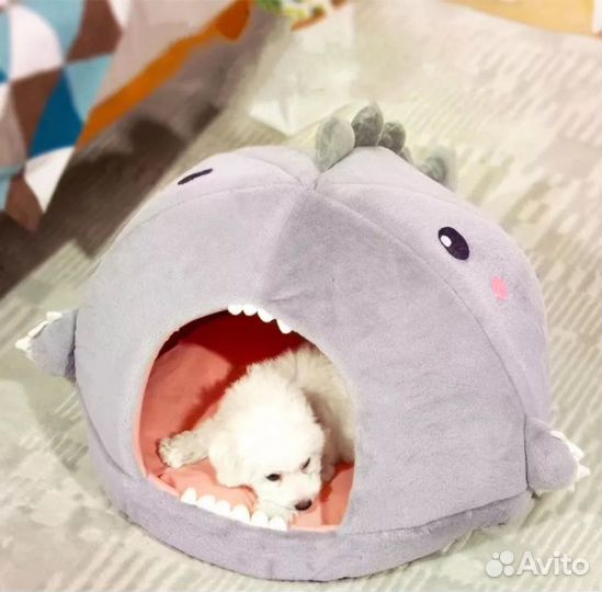 Домик и лежанка для кошки и собак