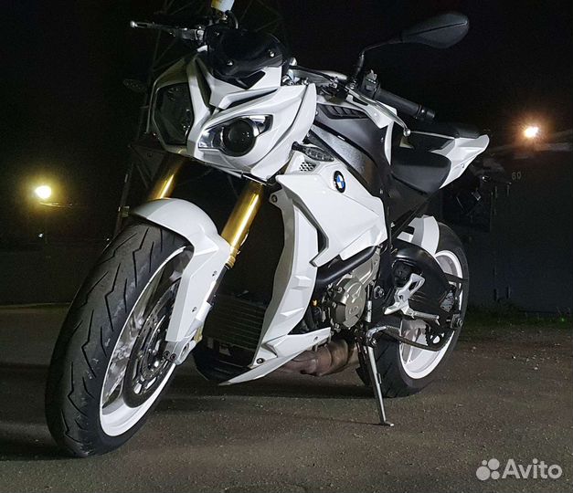 BMW S1000R