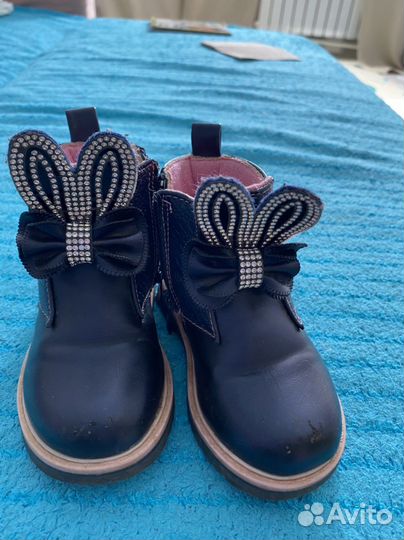Ботинки для девочки 22