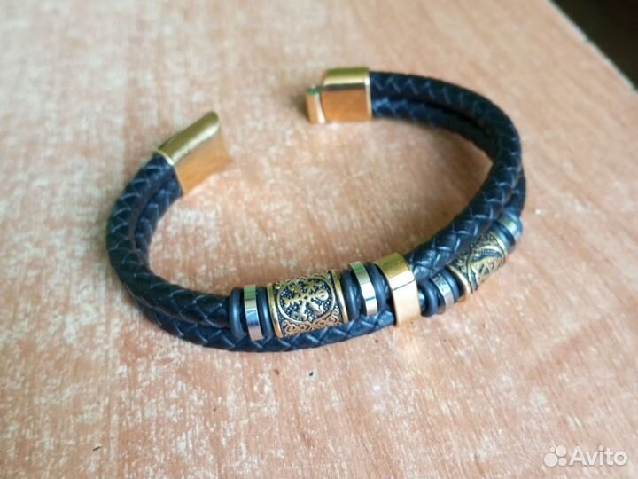 Мужской кожаный браслет
