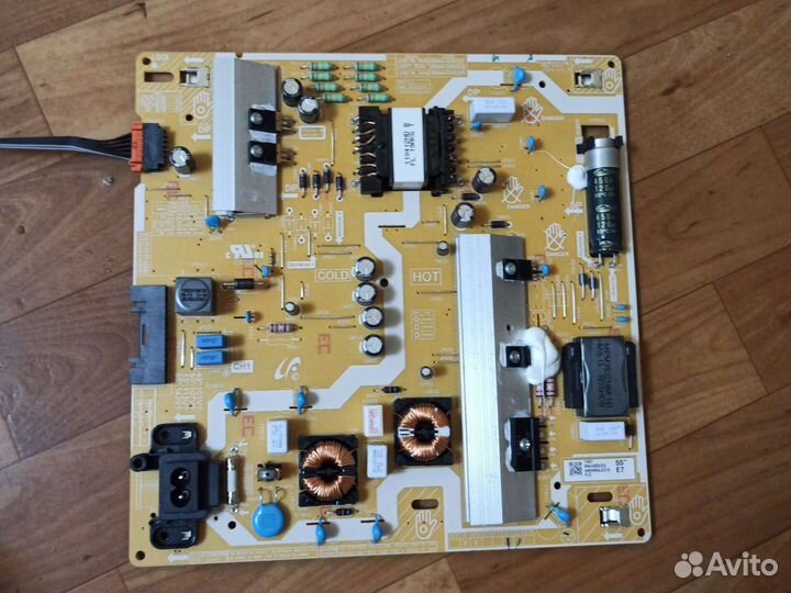 Блок питания BN44-00932