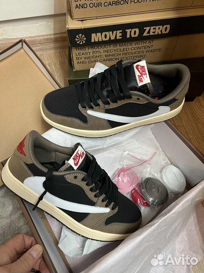 Nike Air Jordan 1 x Travis Scott