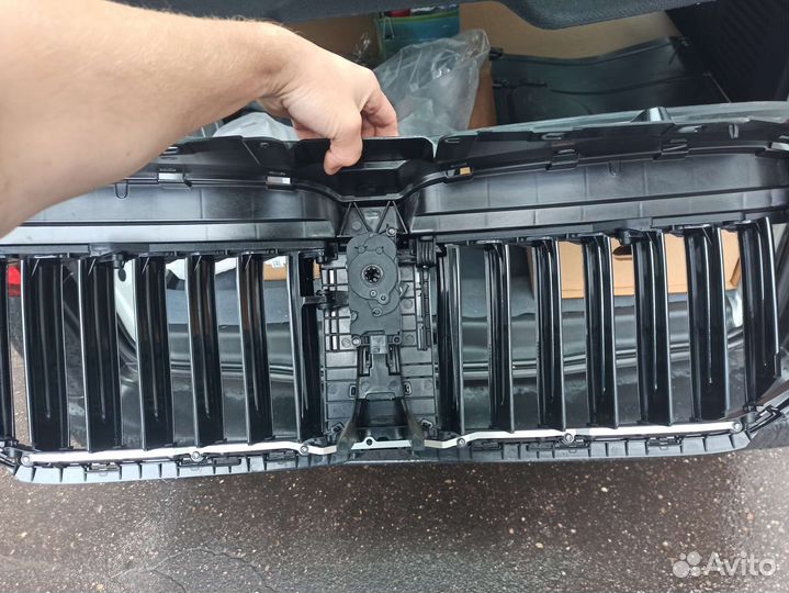 Жалюзи радиатора BMW G11 G12