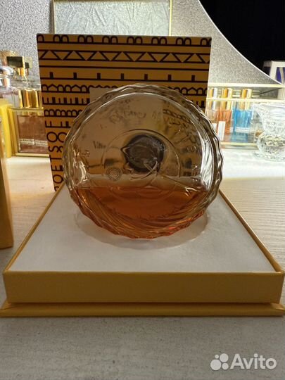 Poets of BerlinVilhelm Parfumerie
