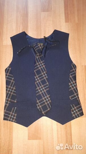 Жилет и галстук