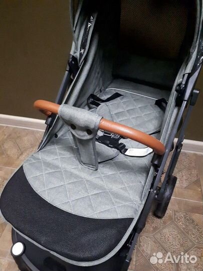 Коляска прогулочная Уоуа Dearest 2022 серая