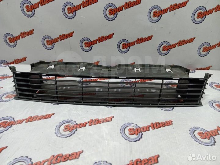 Решетка бампера Toyota Prius Alpha ZVW41 2zrfxe