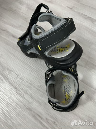 Сандалии детские для мальчиков 36