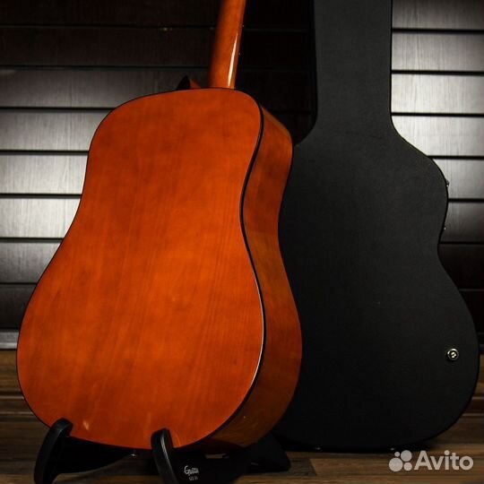 Акустическая гитара Martinez + Аксессуары