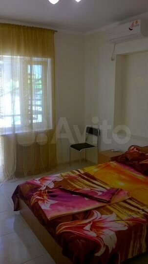 Комната 16 м² в 4-к., 1/2 эт.