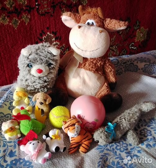 Мягкие игрушки и брелки-подвески