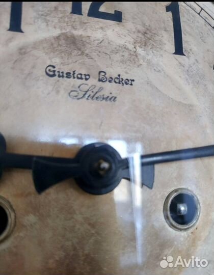 Часы антикварные с боем Густав Беккер (Силезия)