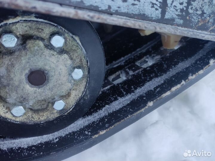 Снегоход буран