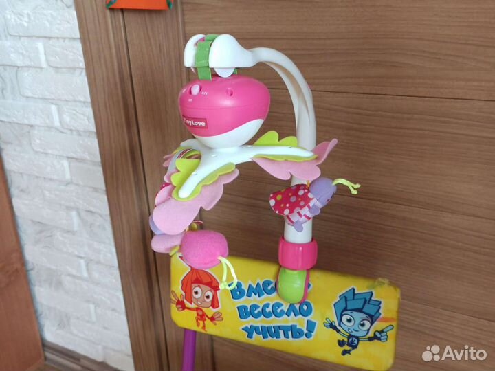 Мобиль на кроватку tiny love