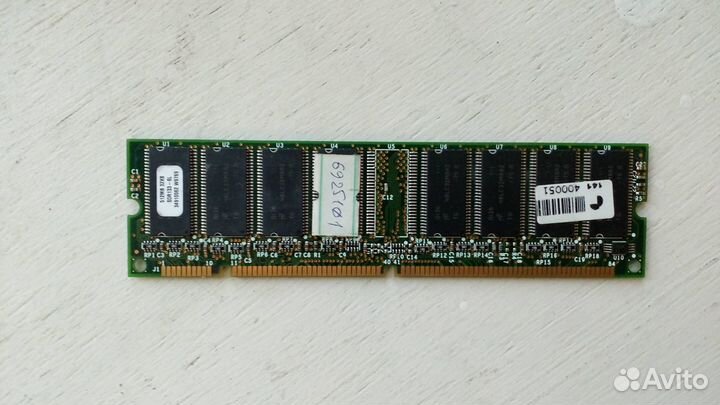 Модуль оперативной памяти sdram (PC-133)