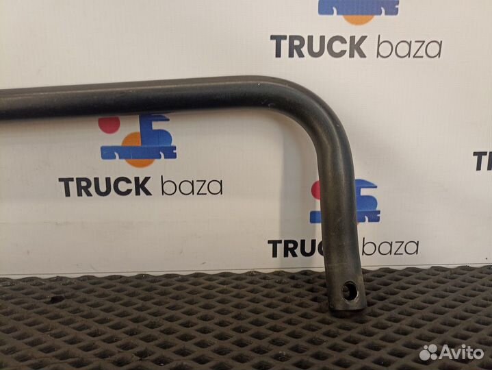 1675635 Поручень кабины правый