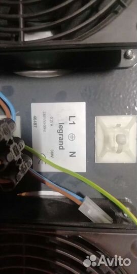 Пластина с 2 вентиляторами высотой 3U Legrand 4648