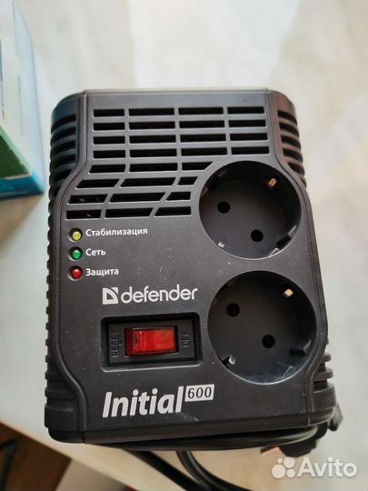 Стабилизатор напряжения Defender initial 600