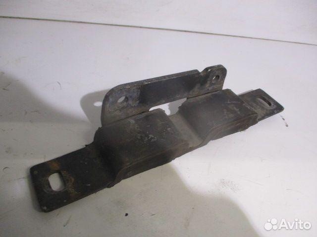 Кронштейн радиатора Iveco 41214451