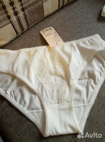 Трусики новые 44 р-р