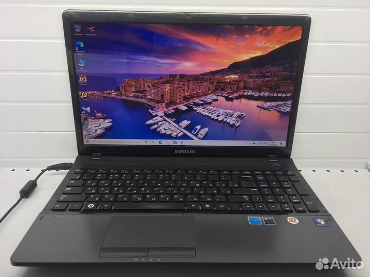 Ноутбук Samsung NP305E5A-S0C